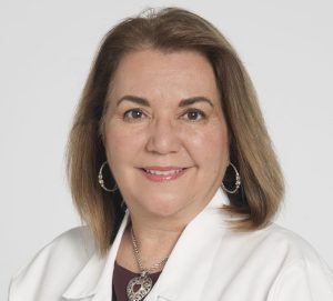 Doctora Lyssette Cardona, especialista en enfermedades infecciosas